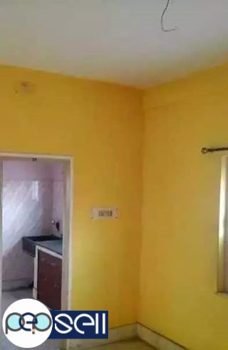 1300 sqft 3bhk semi furnished flat at Garfa 1 