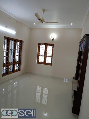 Paruthumpara 7.5 cent 1850sqft 4bedroom New Villa 2 