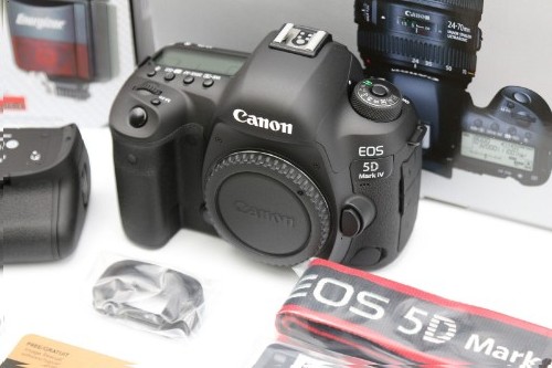 Canon EOS 5D Mark IV DSLR Camera Body Battery Grip Accesories kit, Bundle 1 