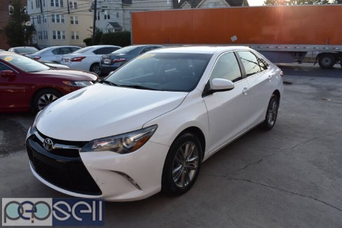 2016 Toyota Camry SE  0 